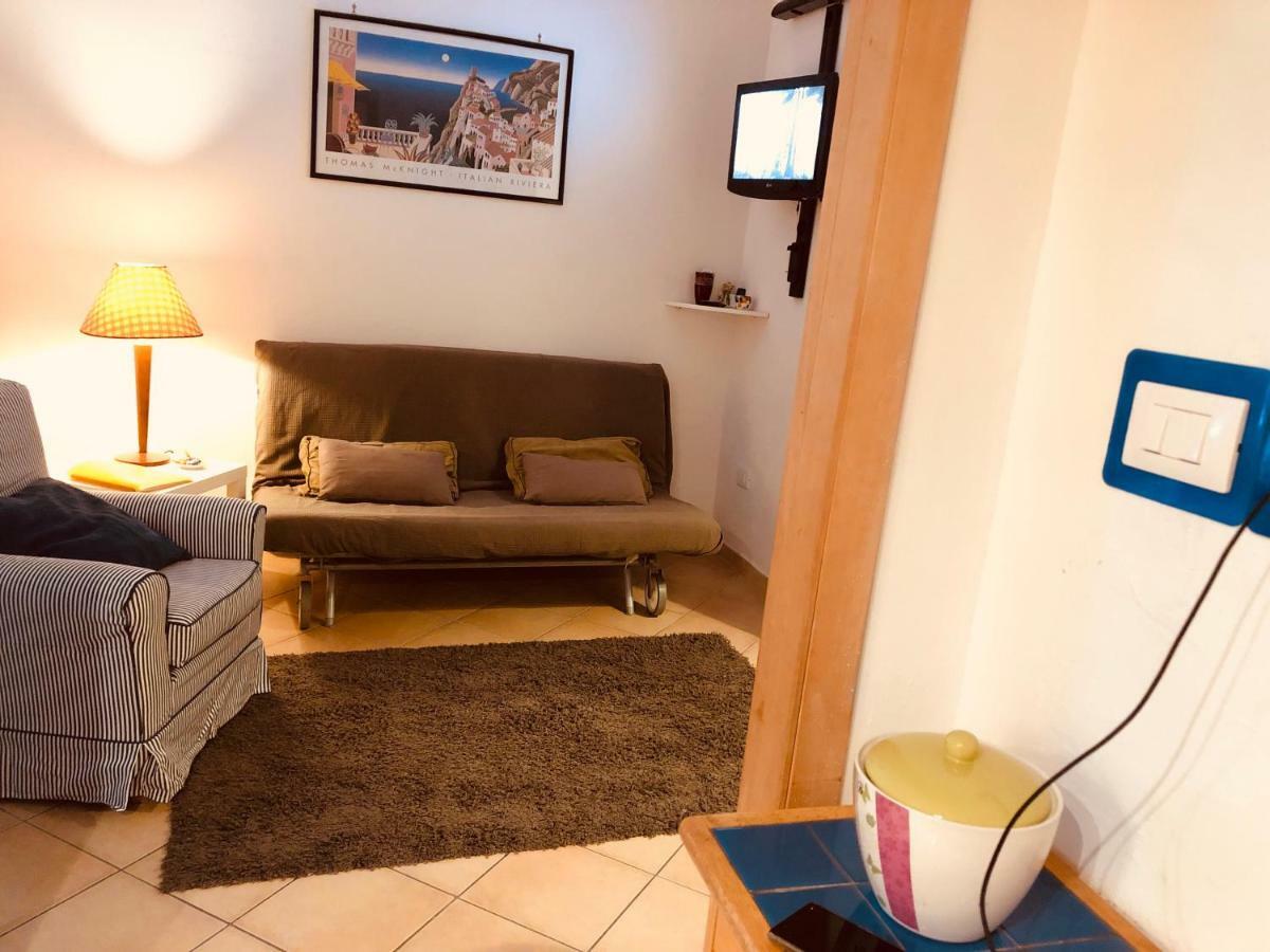 Caio Asinio Apartment نابولي المظهر الخارجي الصورة
